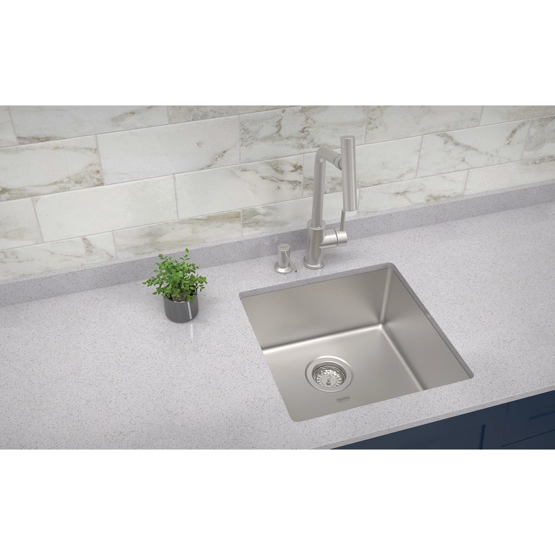 Cuba de embutir Tramontina Design Collection Quadrum 40 U em Aço Inox com Acabamento Acetinado 40x40 cm