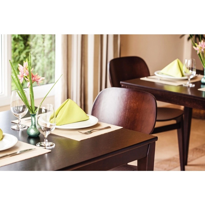 Mesa Tramontina London Quadrada em Madeira Tauari Castanho Escuro 4 Lugares 80 cm